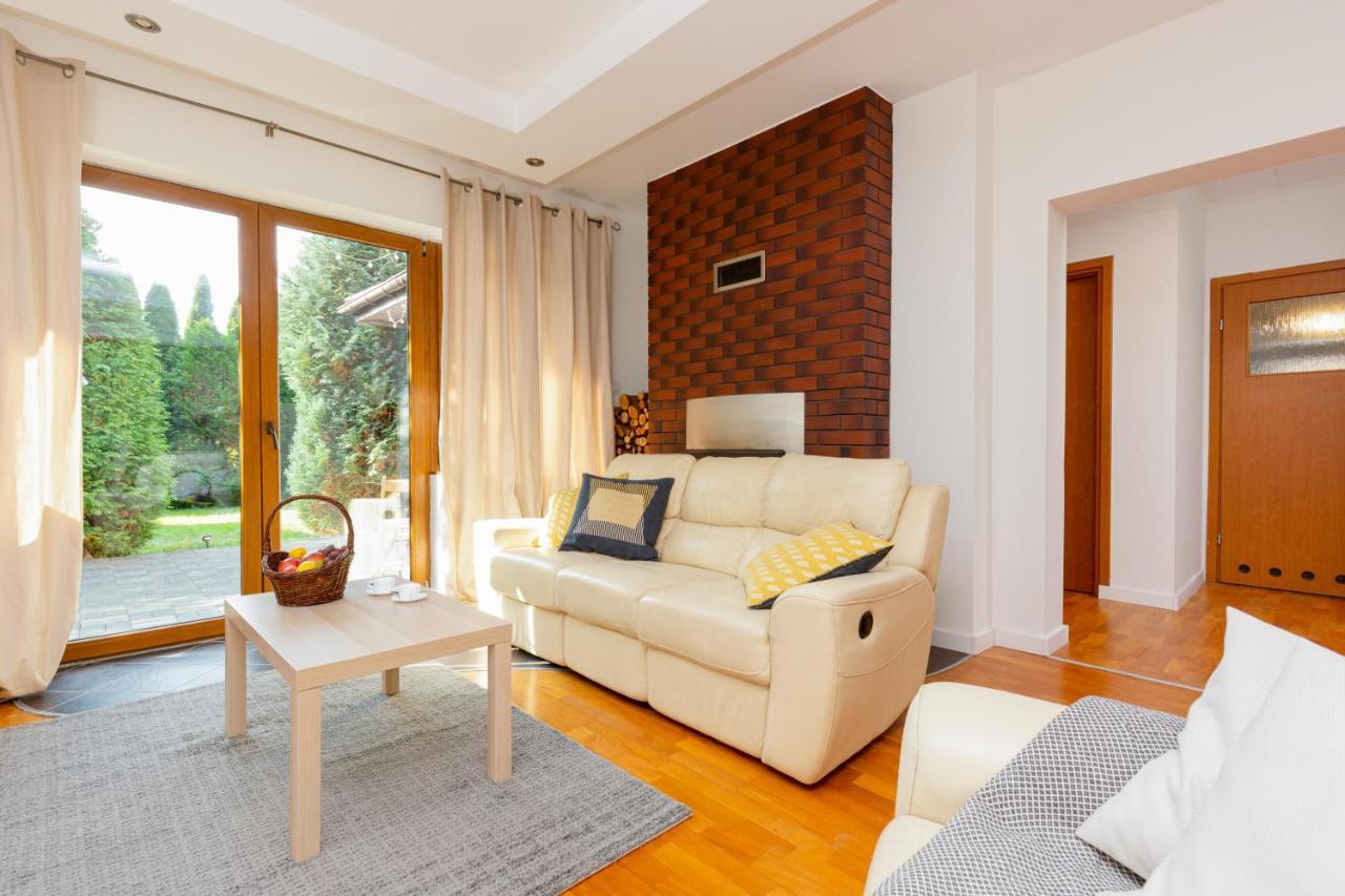 Вилла Holiday House Cinema Experience Warsaw Michalowice By Renters Экстерьер фото