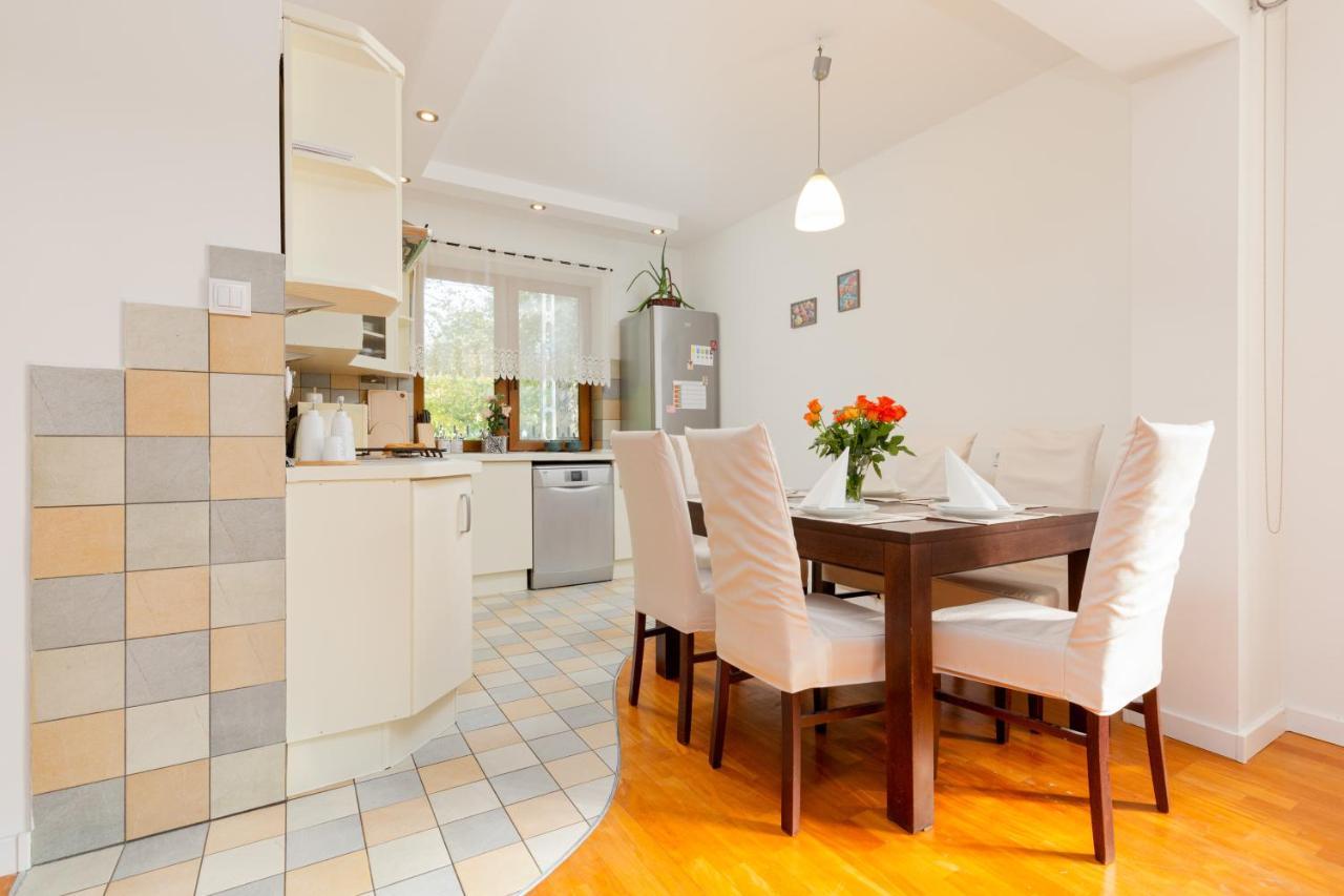 Вилла Holiday House Cinema Experience Warsaw Michalowice By Renters Экстерьер фото