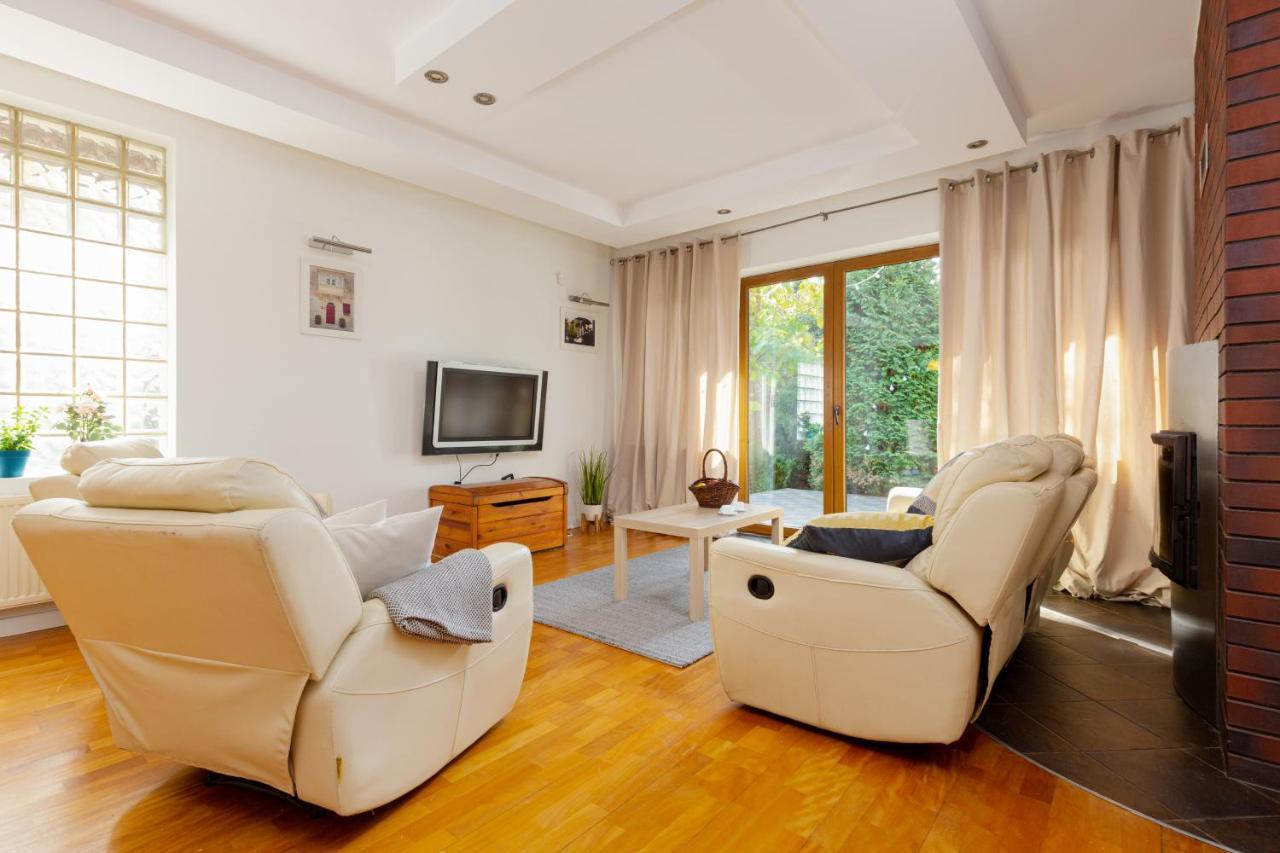 Вилла Holiday House Cinema Experience Warsaw Michalowice By Renters Экстерьер фото